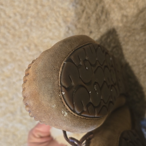 UGG Slipper /Shoe - Picture 11 of 12